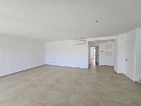 Magnífica Penthouse T2 com Roof Top - Albufeira