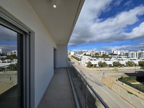 Magnífica Penthouse T2 com Roof Top - Albufeira