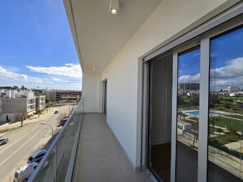 Magnífica Penthouse T2 com Roof Top - Albufeira