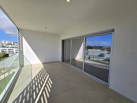 Magnífica Penthouse T2 com Roof Top - Albufeira