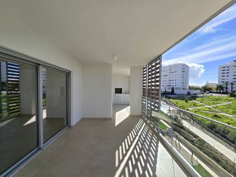 Magnífica Penthouse T2 com Roof Top - Albufeira