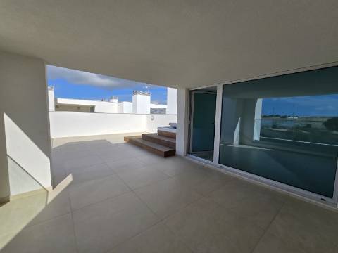 Magnífica Penthouse T2 com Roof Top - Albufeira