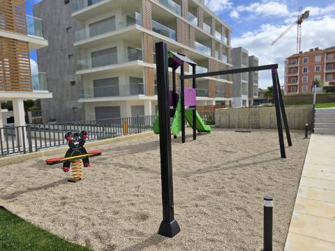 Magnífica Penthouse T2 com Roof Top - Albufeira