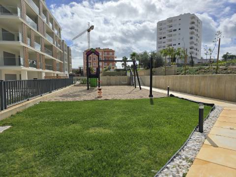 Magnífica Penthouse T2 com Roof Top - Albufeira