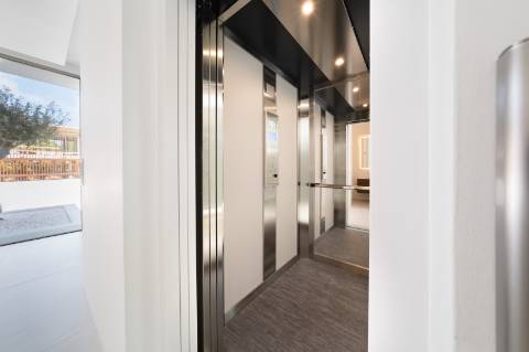 Luxuosa V6 - Cascais