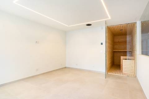 Luxuosa V6 - Cascais