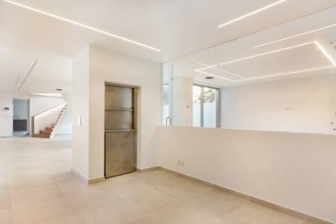 Luxuosa V6 - Cascais