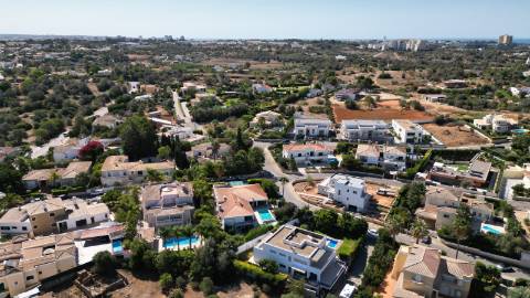 Terreno em Alvor- Venda- Hometown