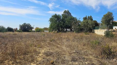 Terreno com projeto aprovado- Santa Bárbara de Nexe