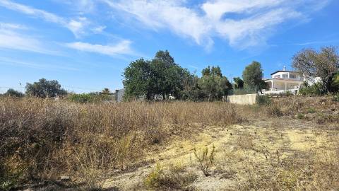 Terreno com projeto aprovado- Santa Bárbara de Nexe