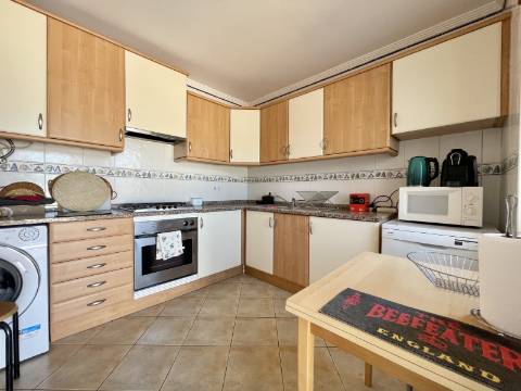 Venda - Apartamento T2 em Albufeira