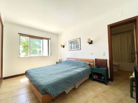 Venda - Apartamento T2 em Albufeira
