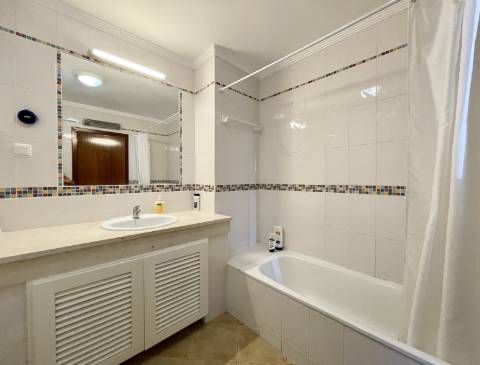 Venda - Apartamento T2 em Albufeira