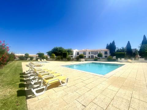 Venda - Apartamento T2 em Albufeira