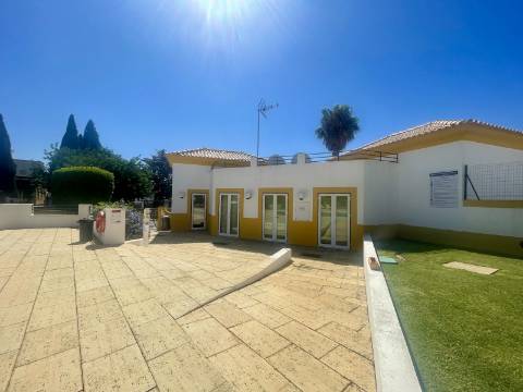 Venda - Apartamento T2 em Albufeira