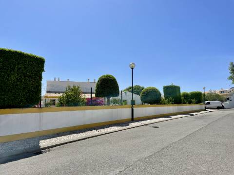 Venda - Apartamento T2 em Albufeira