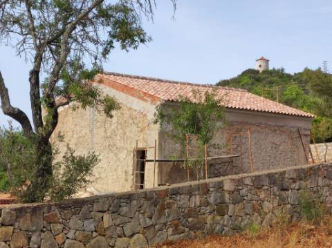 Venda - Terreno com ruina Moncarapacho