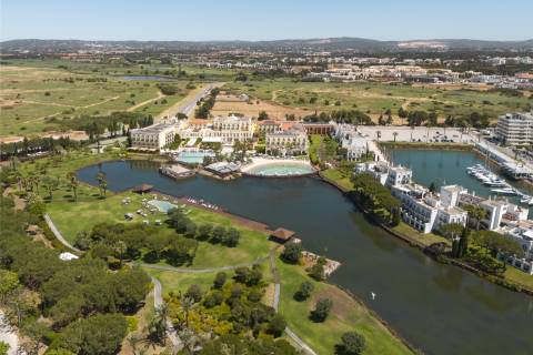 Apartamento T1 - Com vista para marina e lago, Vilamoura
