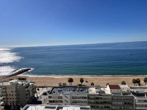 Apartamento T1 - Vista mar, Quarteira