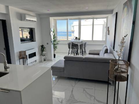 Apartamento T1 - Vista mar, Quarteira