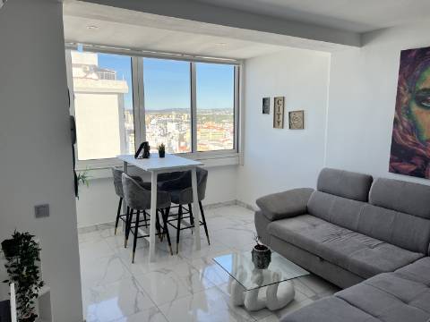 Apartamento T1 - Vista mar, Quarteira