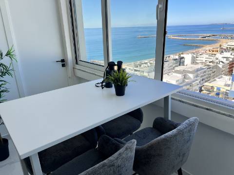 Apartamento T1 - Vista mar, Quarteira
