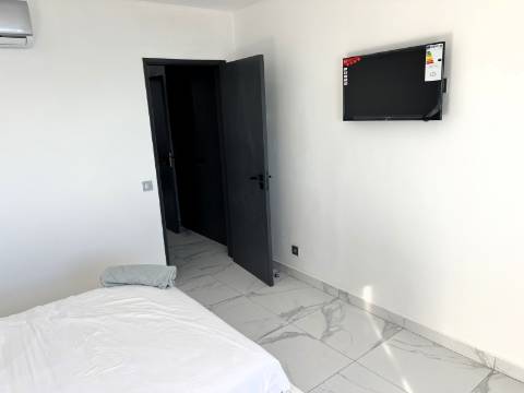 Apartamento T1 - Vista mar, Quarteira