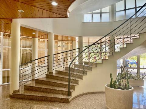 Apartamento T1+1 - Albufeira