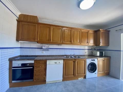 Apartamento T1+1 - Albufeira