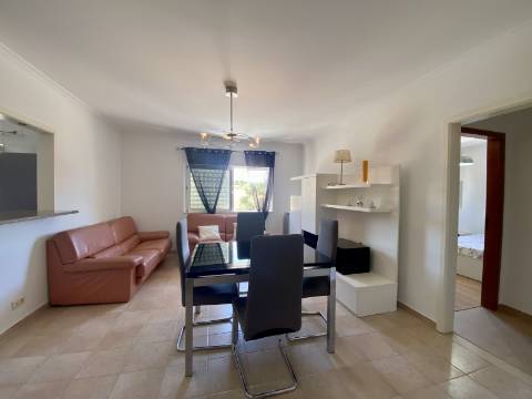 Apartamento T1+1 - Albufeira
