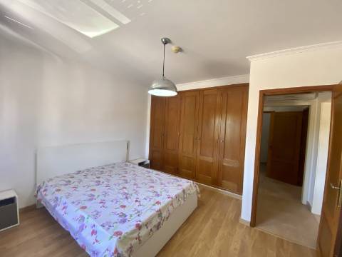Apartamento T1+1 - Albufeira