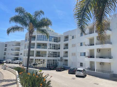 Apartamento T1+1 - Albufeira