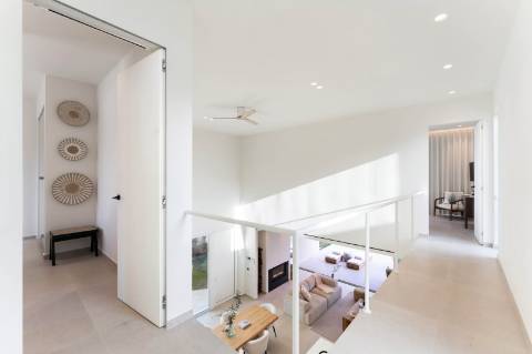 Moradia contemporânea V3 - Santa Bárbara de Nexe