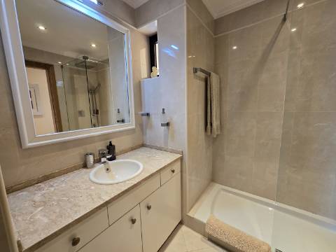 Apartamento T3 com vista Mar e Marina - Vilamoura