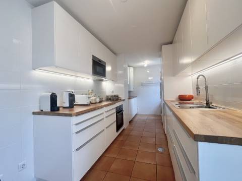 Apartamento T2 Urbanização Vila Sol