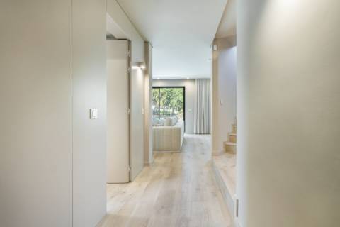 Moradia de Luxo V4 renovada - Vilamoura