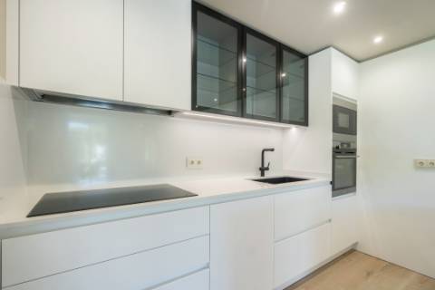 Moradia de Luxo V4 renovada - Vilamoura