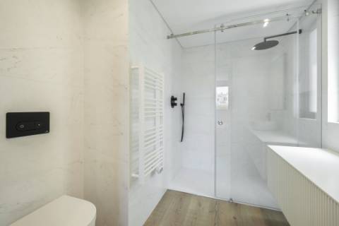 Moradia de Luxo V4 renovada - Vilamoura