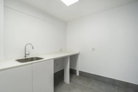 Moradia de Luxo V4 renovada - Vilamoura