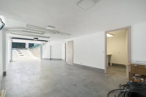 Moradia de Luxo V4 renovada - Vilamoura