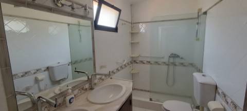 Moradia têrrea de arquitectura tradicional para venda a pouca distancia da Quinta do Lago