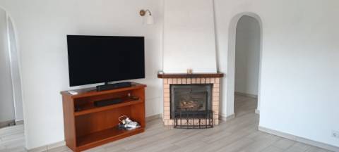 Moradia têrrea de arquitectura tradicional para venda a pouca distancia da Quinta do Lago