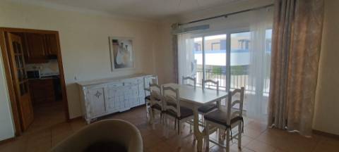 Apartamento T3 a pouca distância da Marina de Vilamoura