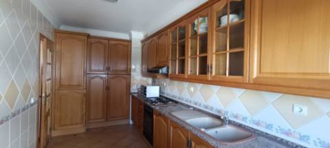 Apartamento T3 a pouca distância da Marina de Vilamoura