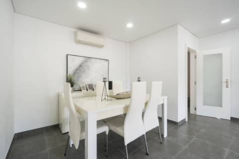 Moradia Geminada V3 - Albufeira