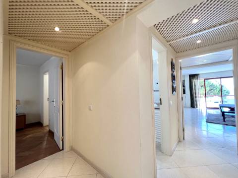 Apartamento T2 em Vilamoura com vista Mar