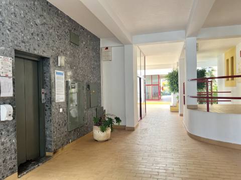 Apartamento T2 em Vilamoura com vista Mar