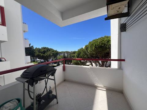 Apartamento T2 em Vilamoura com vista Mar