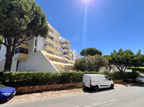 Apartamento T2 em Vilamoura com vista Mar