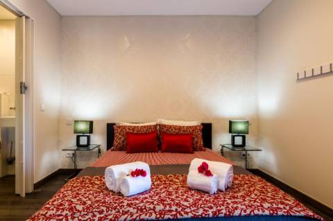 Hostel de 22 Quartos na Guia